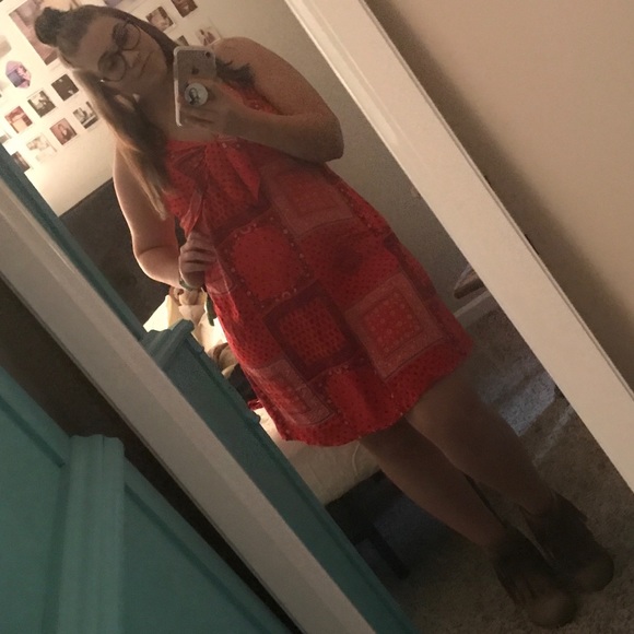 Red Dress - Picture 2 of 5